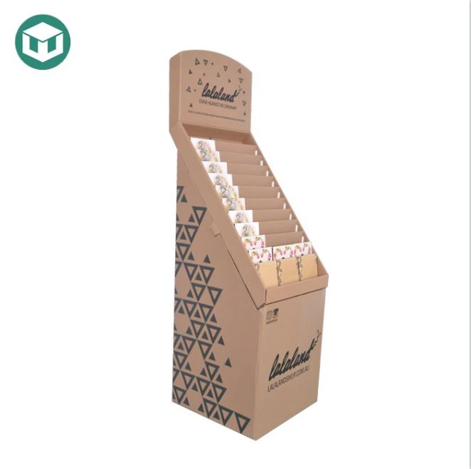 Skaists grāmatu kartona stends